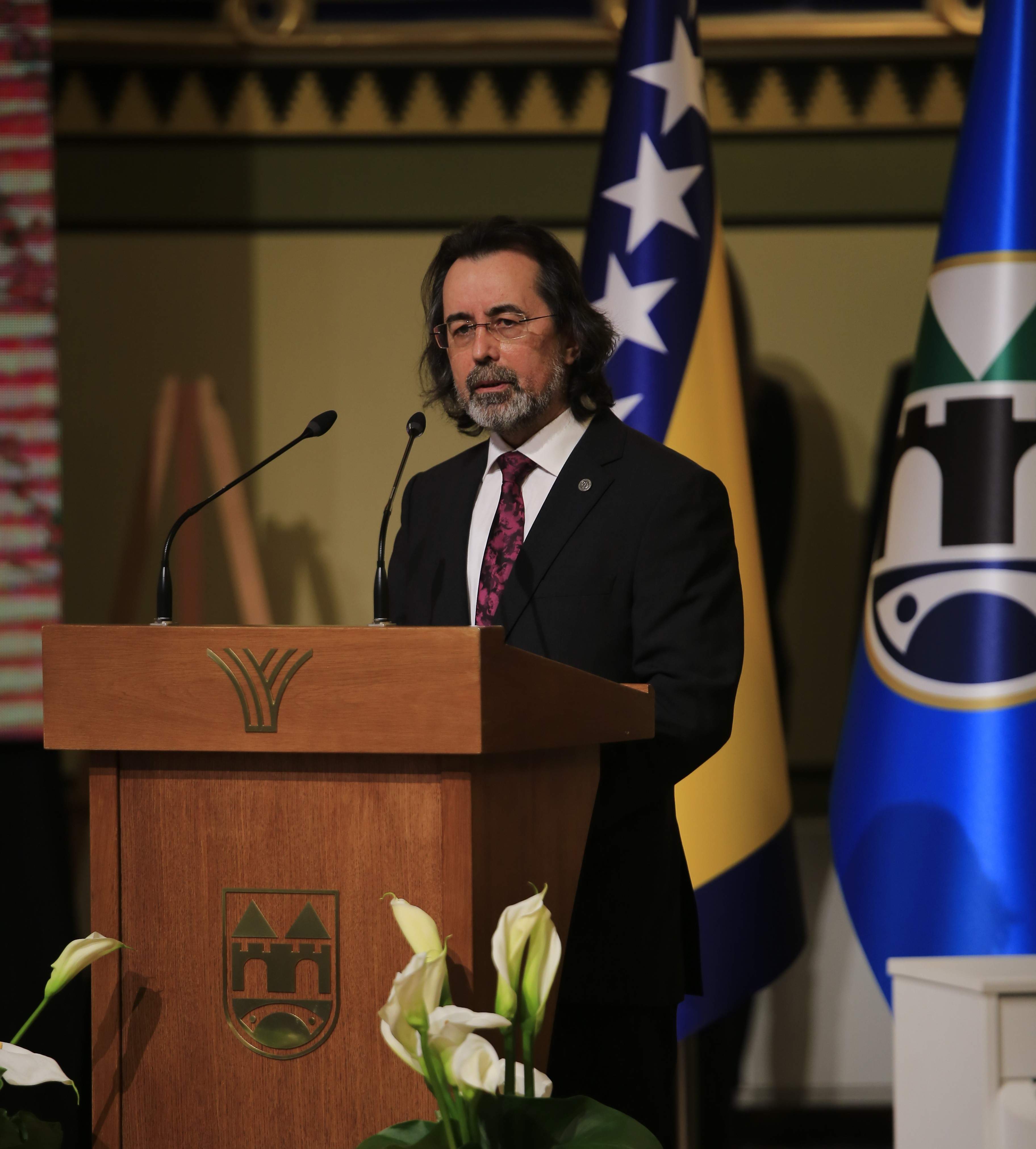 prof Halil.JPG - Na prijedlog gradonačelnika Skake: Počasna 